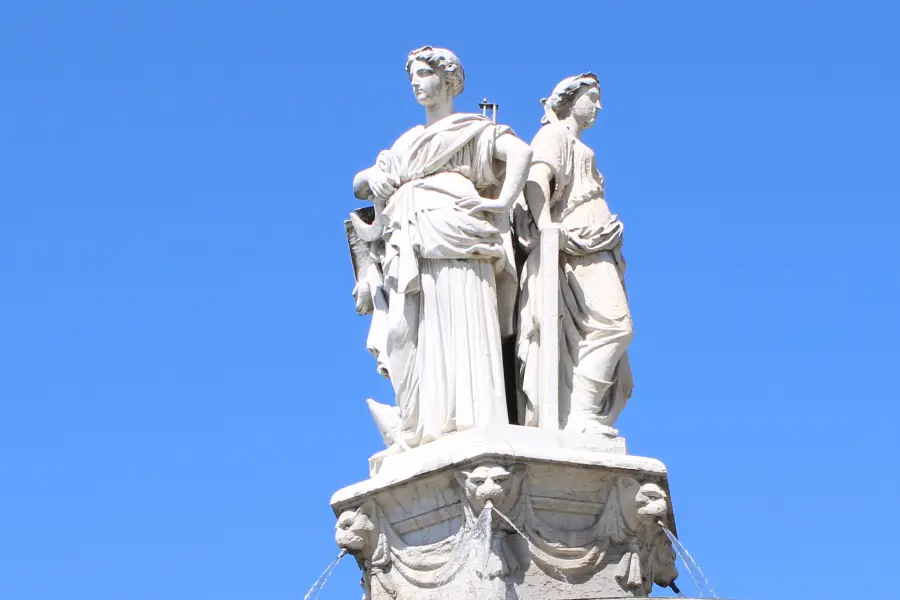 Fontaine de la Rotonde