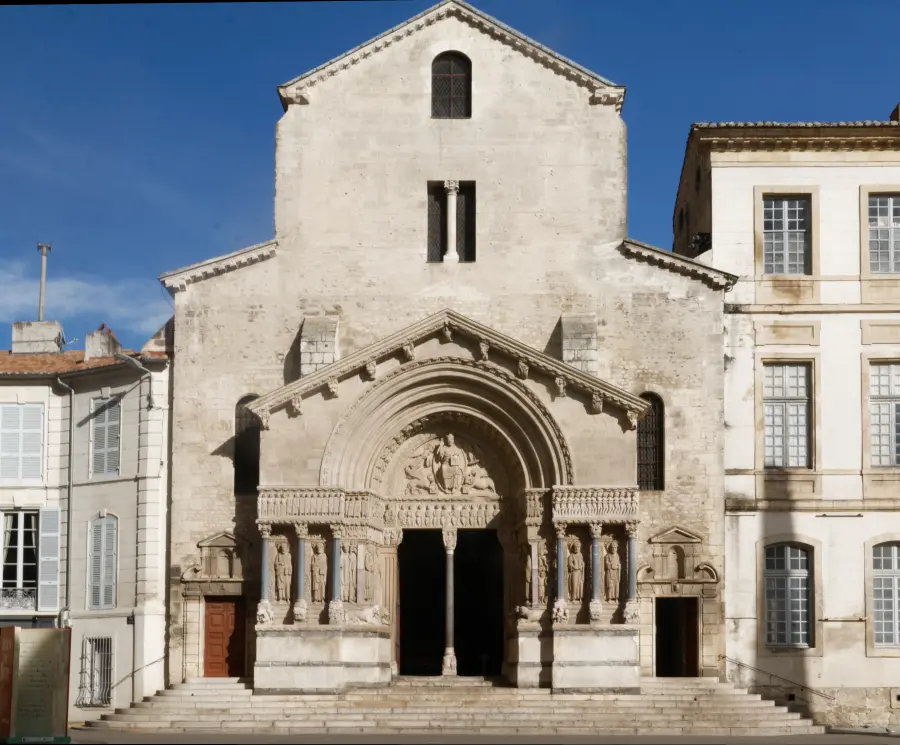 Église (cathédrale) Saint-Trophime