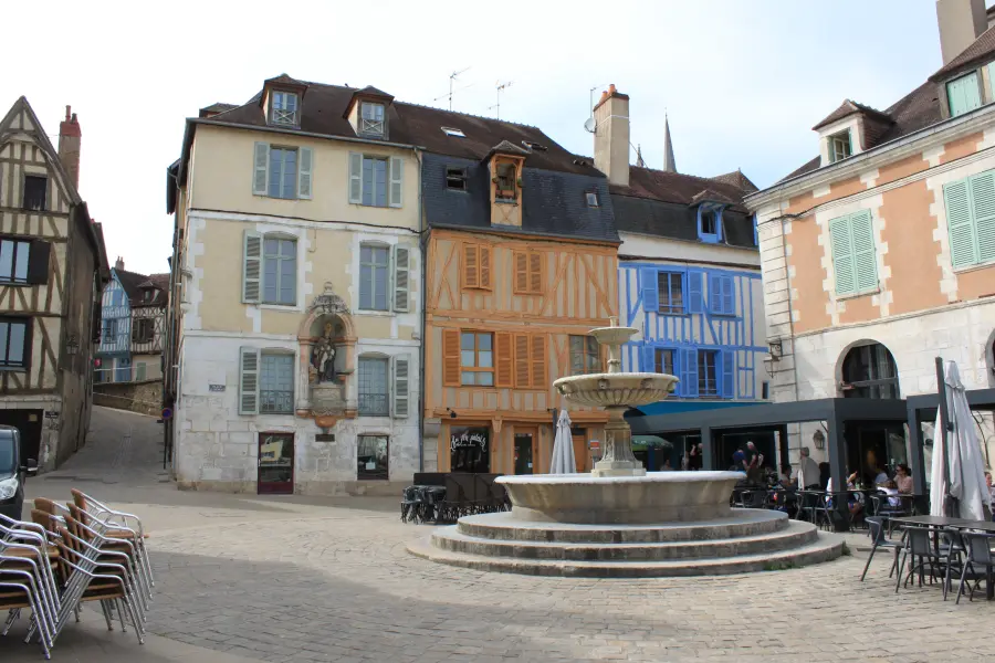 Place Saint-Nicolas