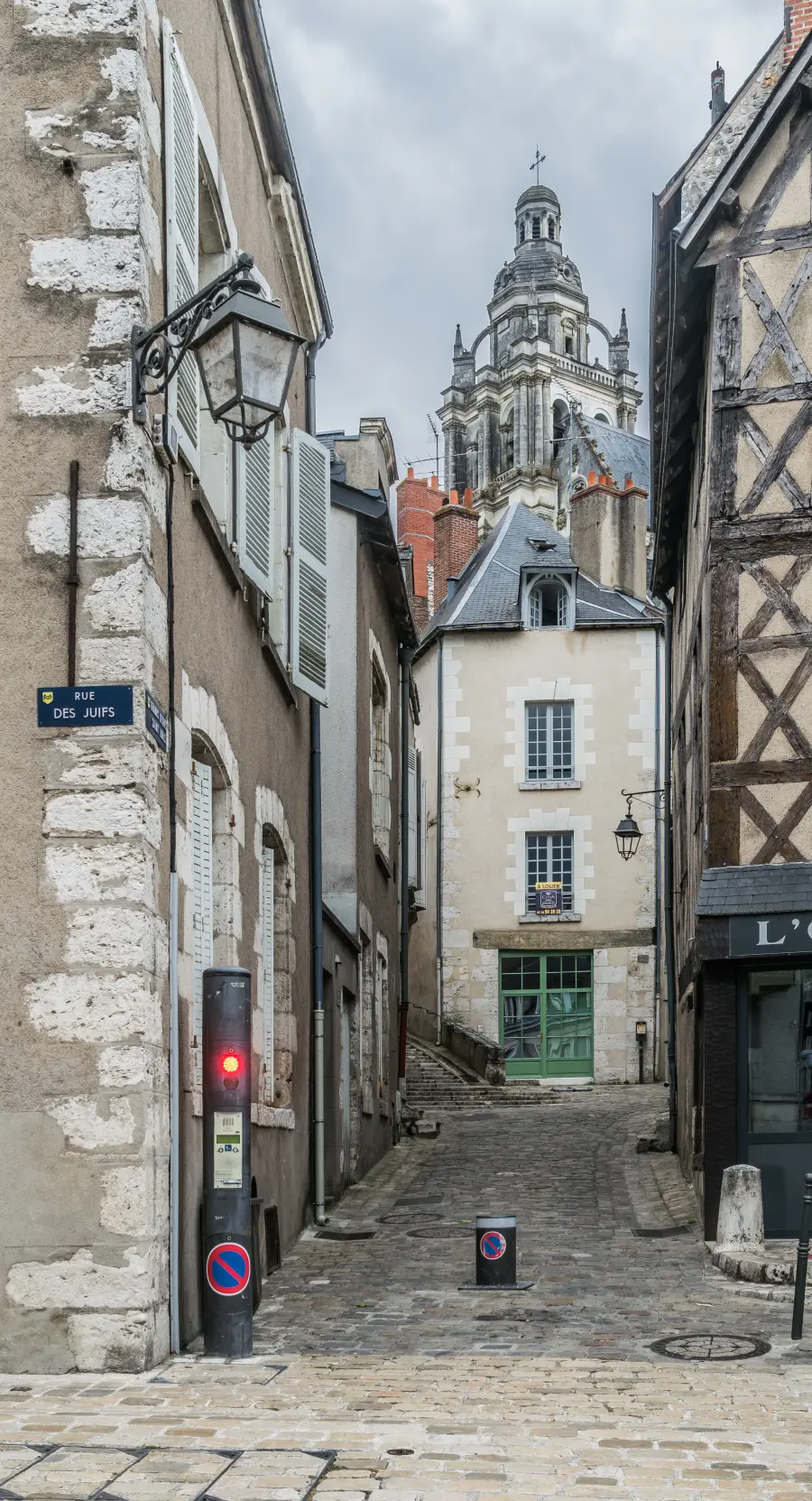 Rue des Papegaults