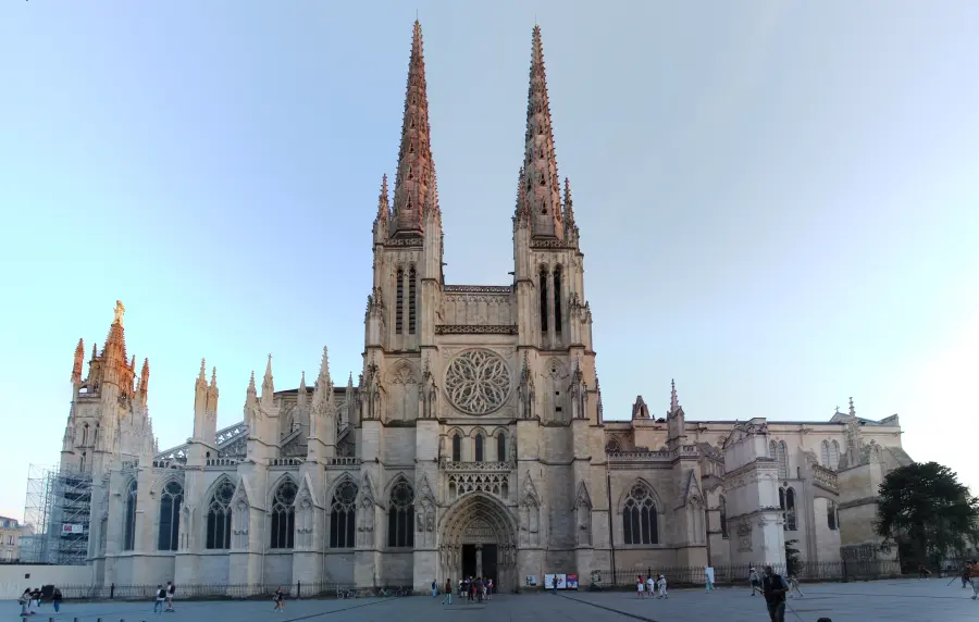 Cathédrale Saint-André et tour Pey-Berland