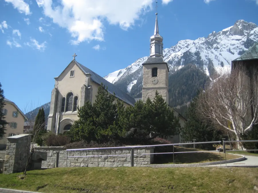 Église Saint-Michel et Prieuré