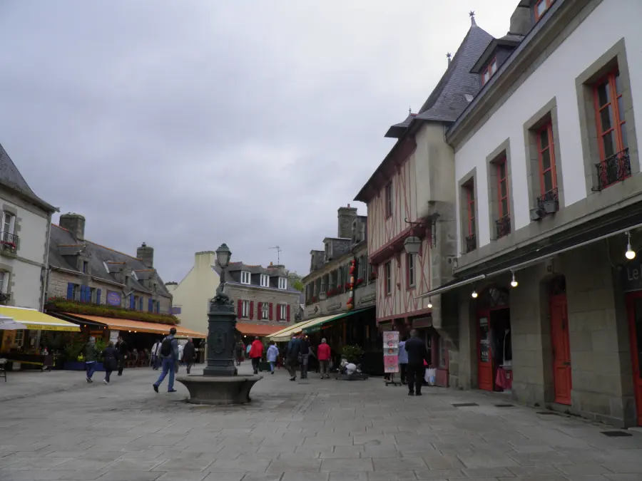 Place Saint-Guénolé