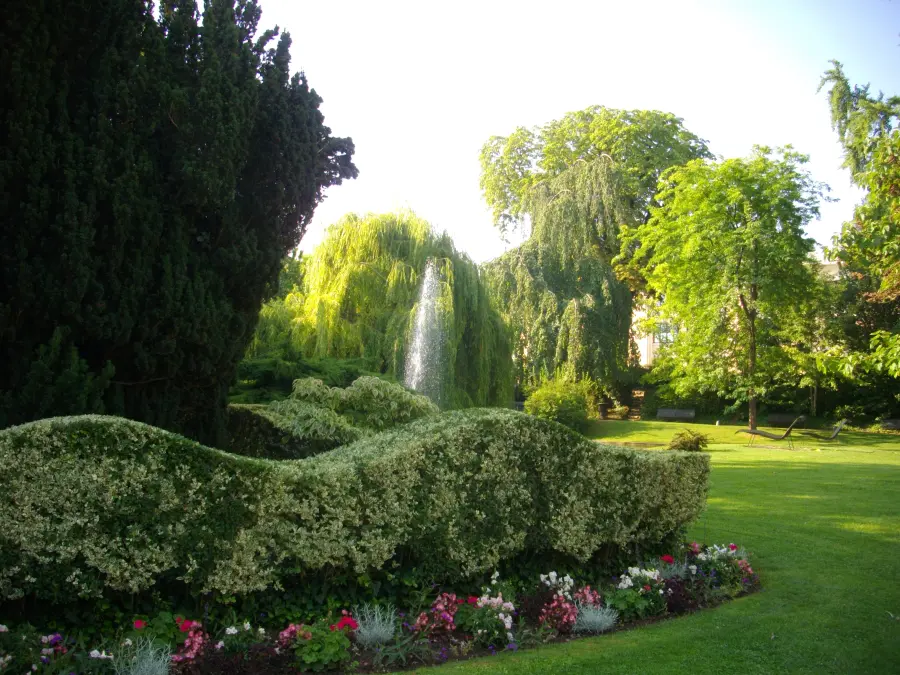 Jardin de l'Hôtel de Ville