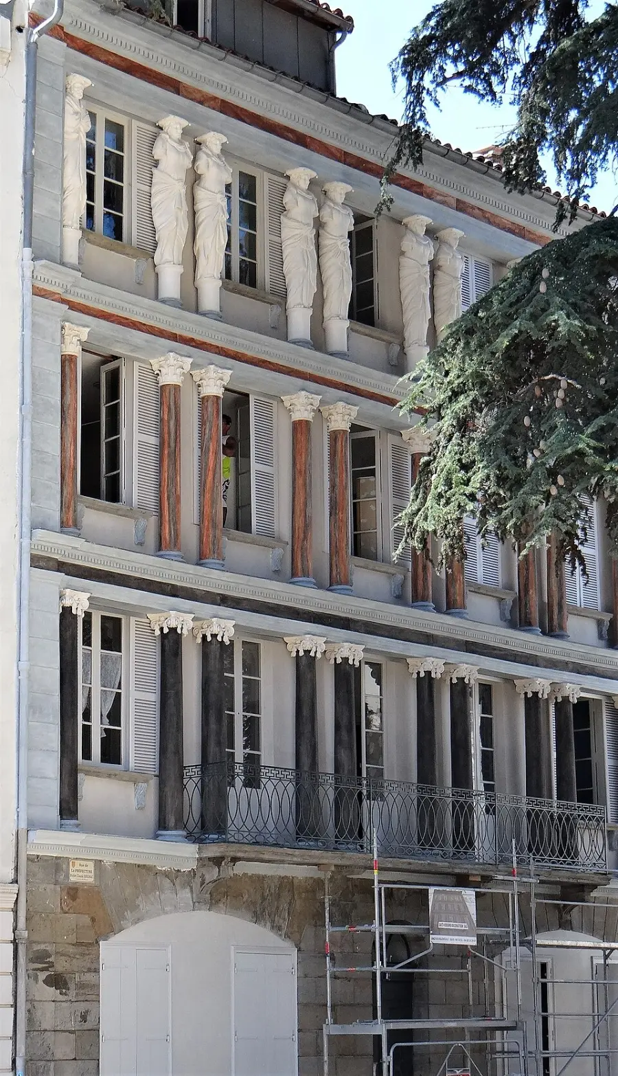 Maison à cariatides
