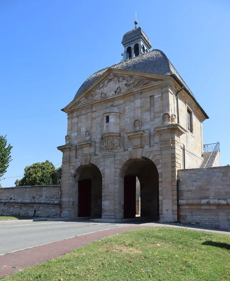 Porte des Moulins