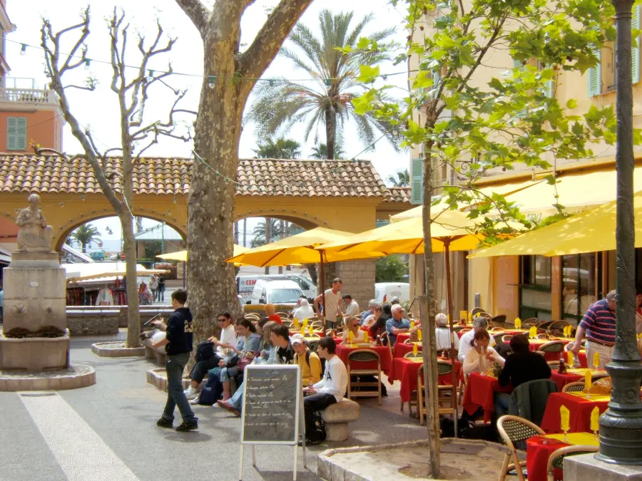 Place aux Herbes