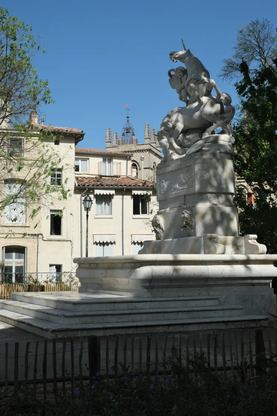 Place de la Canourgue