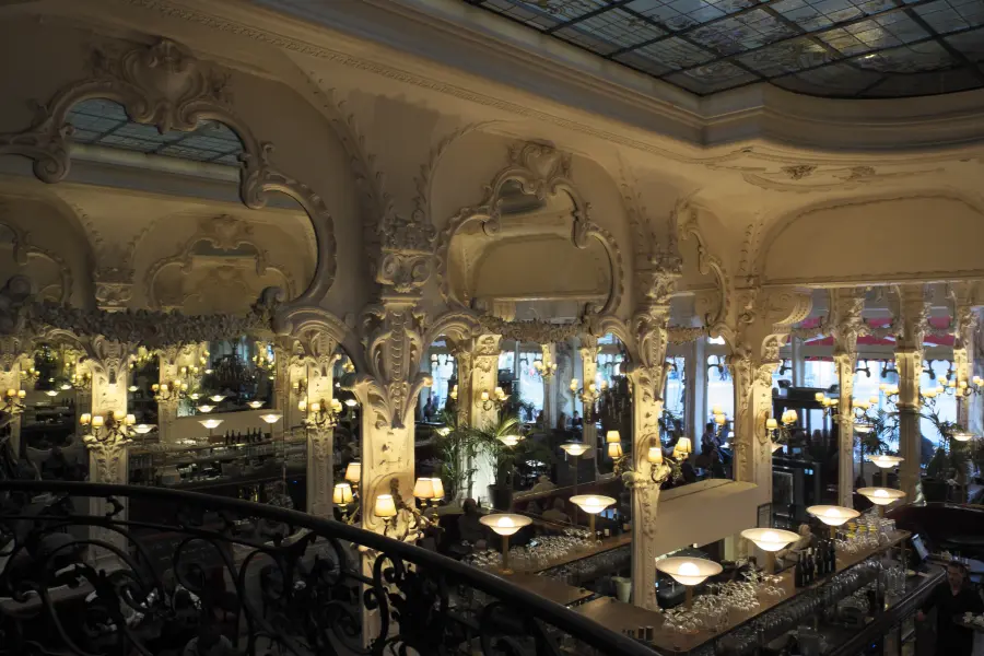 Le Grand Café