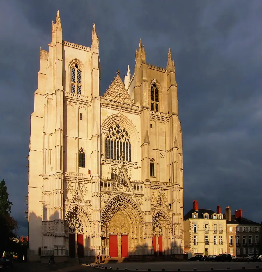 Cathédrale Saint-Pierre-et-Saint-Paul