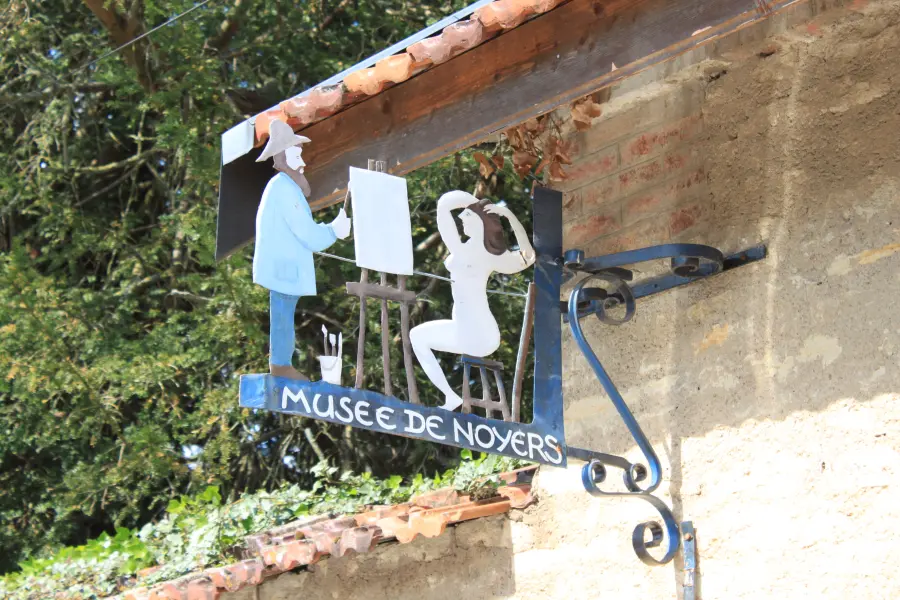 Musée des Arts naïfs et populaires