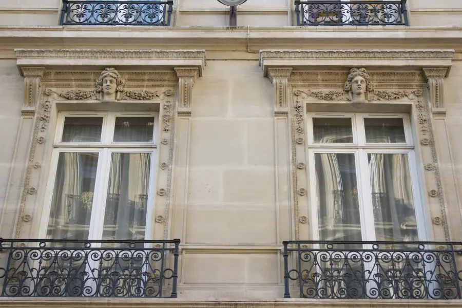 Rue Henner
