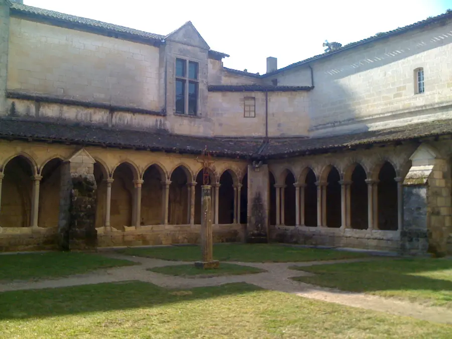 Collégiale et son cloître