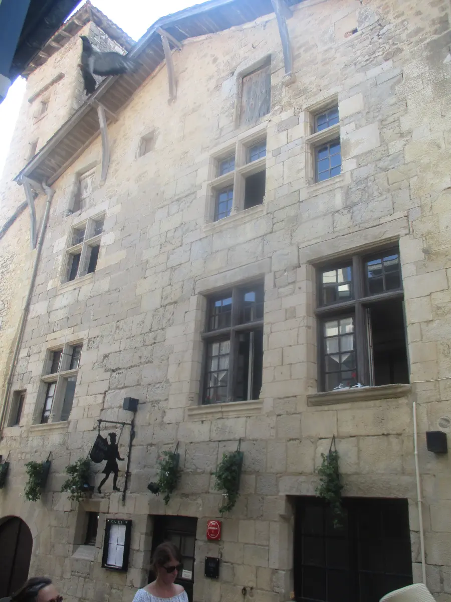 Maison Ezkerrenea (rue de la République)