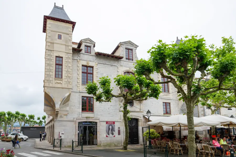 Maison Louis XIV